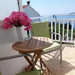 Vucetic * Hvar Town